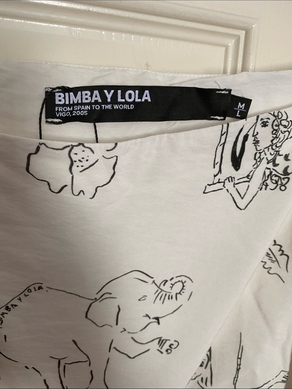 Bimba Y Lola LIMITED edition Dress with Animal Sketch Print Size M/ L - Picture 6 of 9